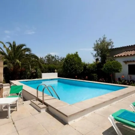 Country house La Sort 56